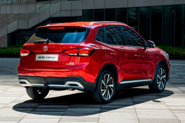 Новый MG ZS станет самым доступным гибридным кроссовером в Европе