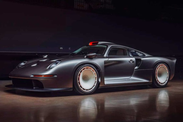 Британцы представили спорткар Tuthill GT One в стиле классического Porsche 911 GT1